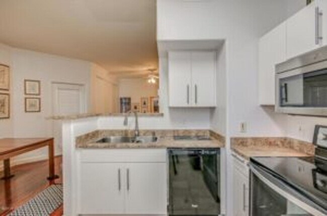 Photo - 3302 N 7th St Unit 1