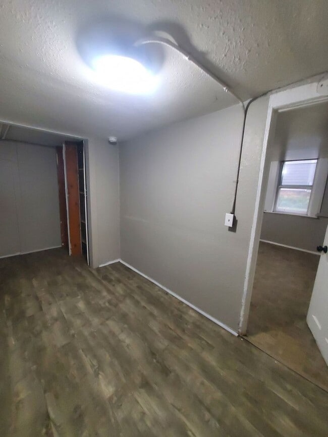 2056 S 5th Pl Unidad Lower