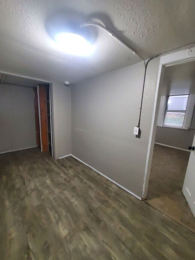 Photo - 2056 S 5th Pl Unit Lower