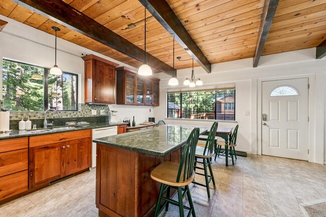 Photo - 1517 Plumas Cir