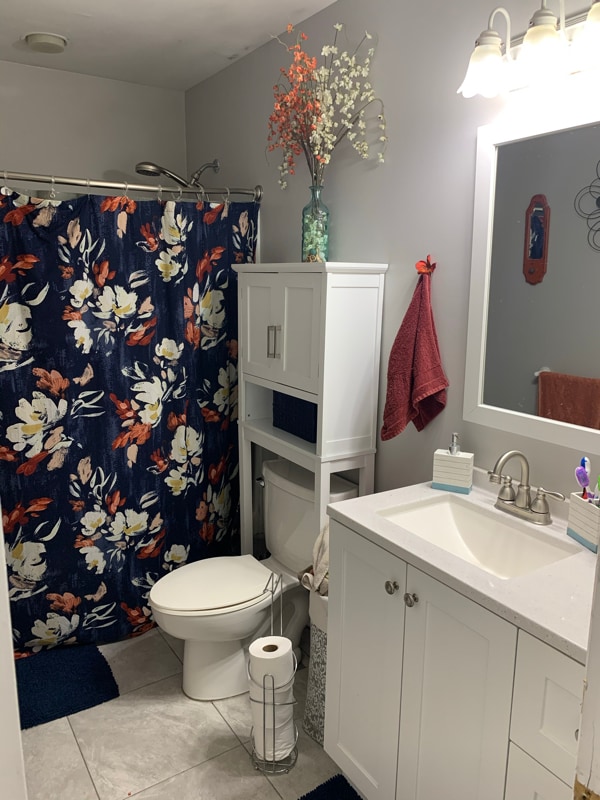 Photo - 550 Roosevelt Ave