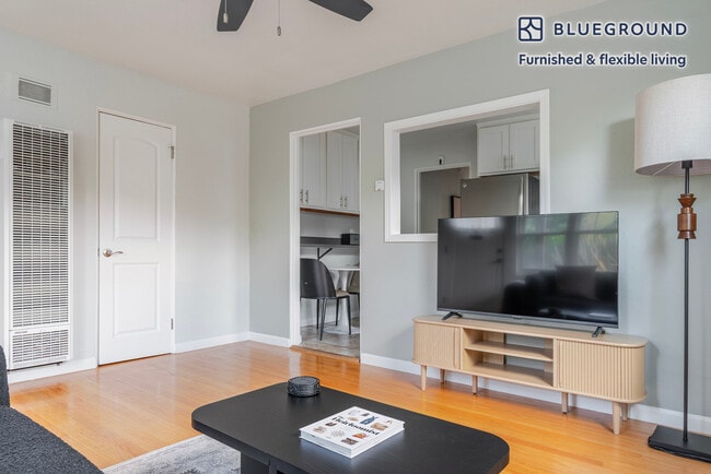 Photo - 323 Hawthorne Ave Unit FL2-ID2011