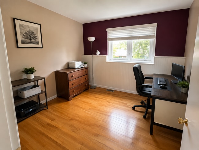 Photo - 24 Forestside Cres