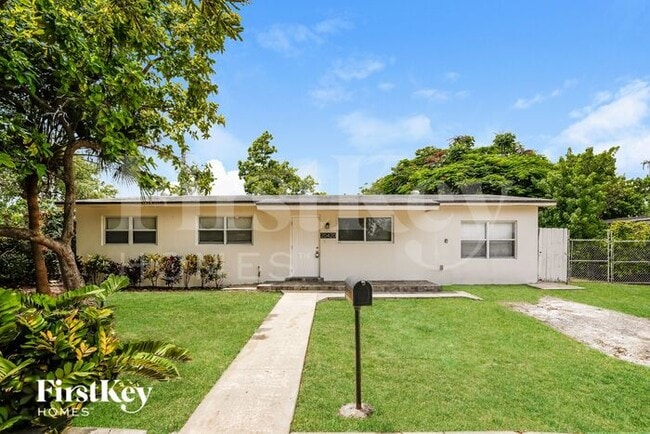 Building Photo - 20420 SW 106th Ct Rental