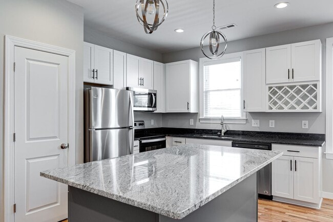 Photo - 1017 N 33rd St Unidad #2