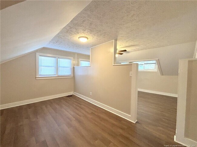 Photo - 1525 Fort Bragg Rd