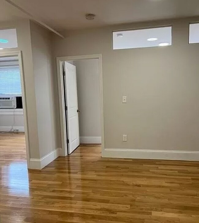 Photo - 21 Symphony Rd Unit 26