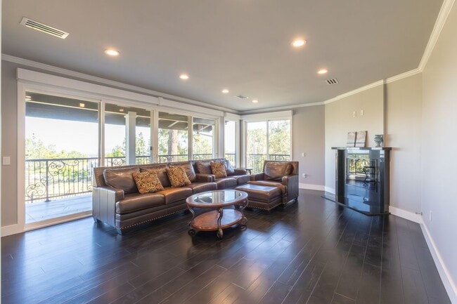 Photo - 481 Starlight Crest Dr