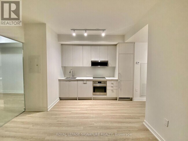 Photo - 250 Lawrence Ave W Unit 316