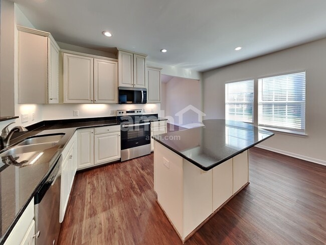 Photo - 1721 Muirwood Blvd