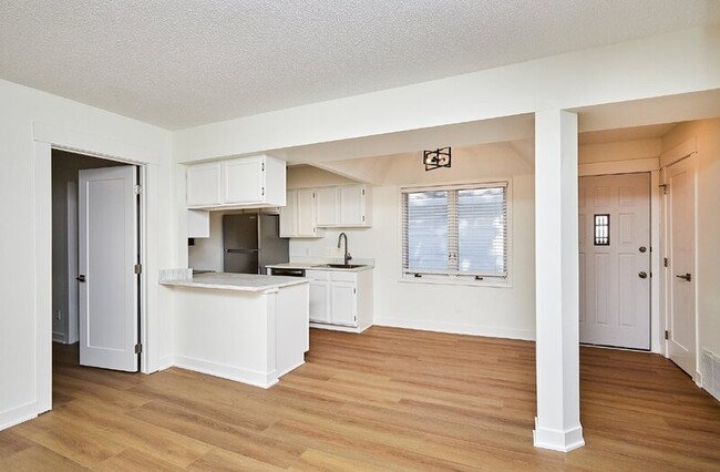 Photo - 5221 Boulder Dr Unit 5