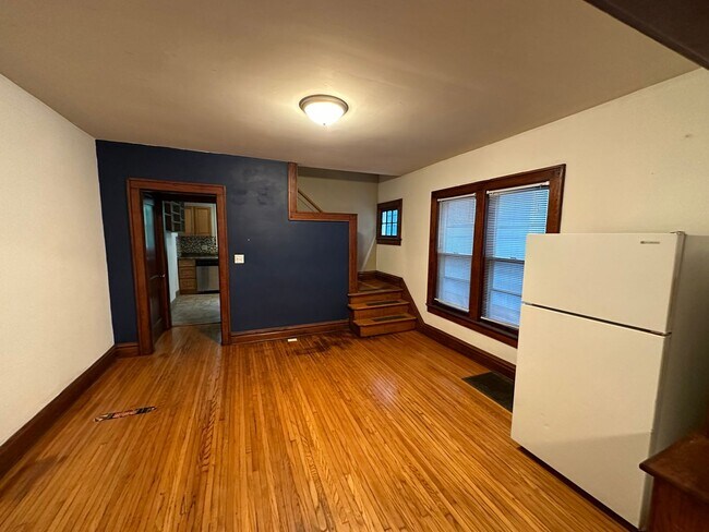 Photo - E Tompkins Ave 178-180 JLS Unit 180