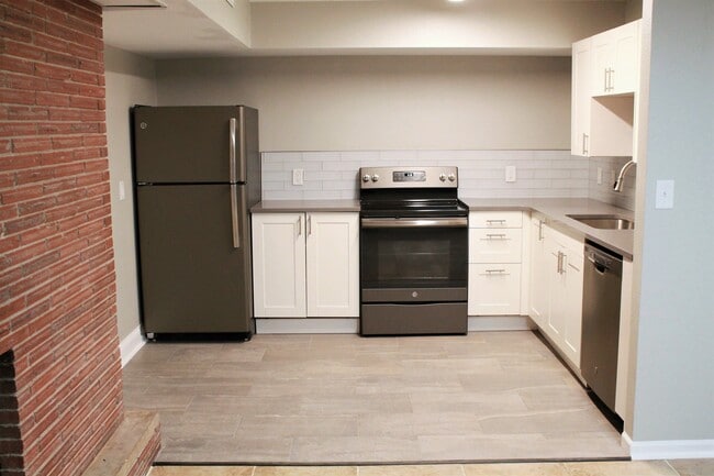 Photo - 304 Welch Ave