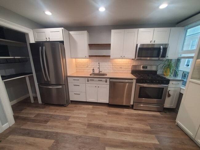 Photo - 866 Dorchester Ave Unit 2