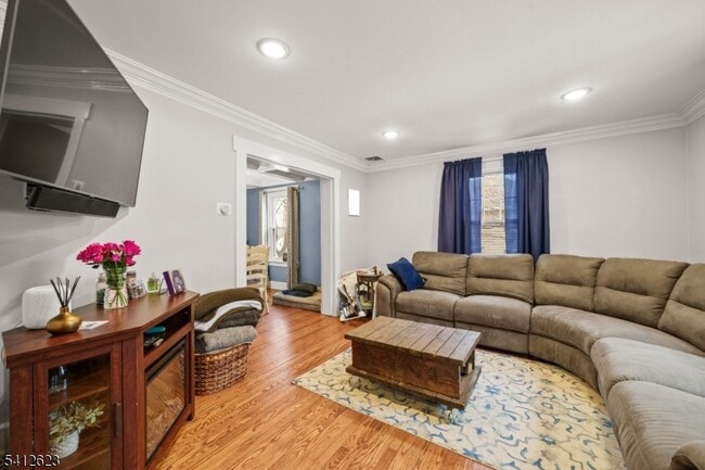 Photo - 92 Myrtle Ave