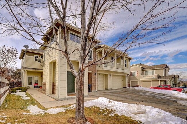 Townhouse Enterance - 13043 Grant Cir E