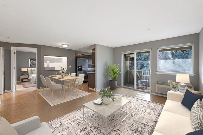 Building Photo - $1,600 - 1 Bed / 1 Bath Gorgeous Condo Unit in University District