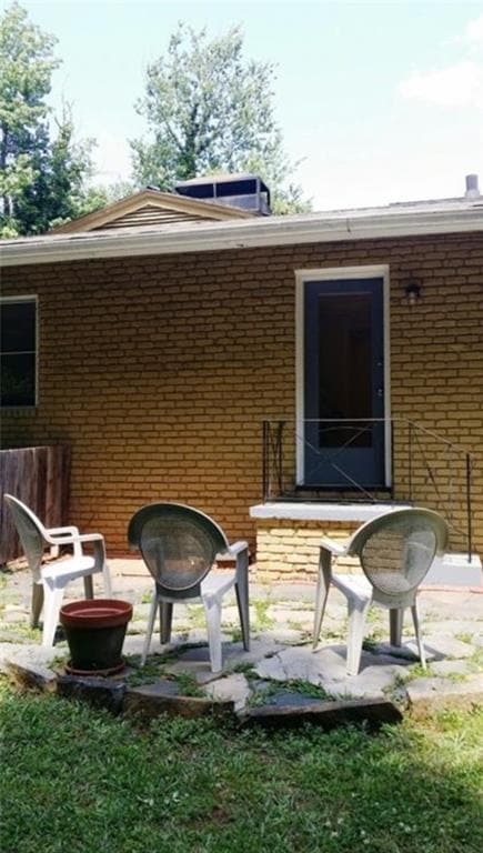 Photo - 438 Carriage Dr NE