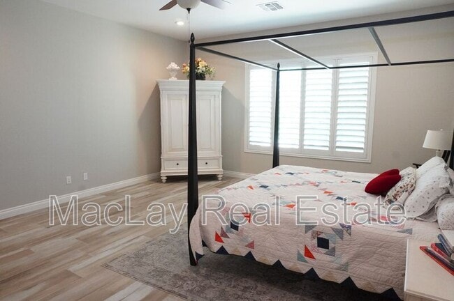 Photo - 2910 E Wildhorse Dr