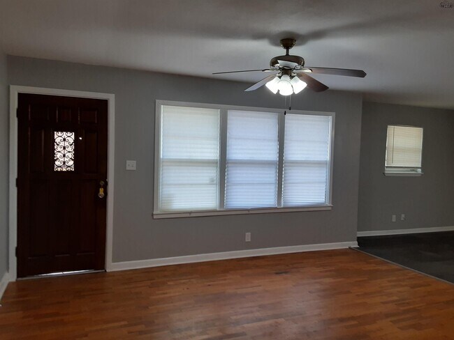 Photo - 1214 Glidewell Ave