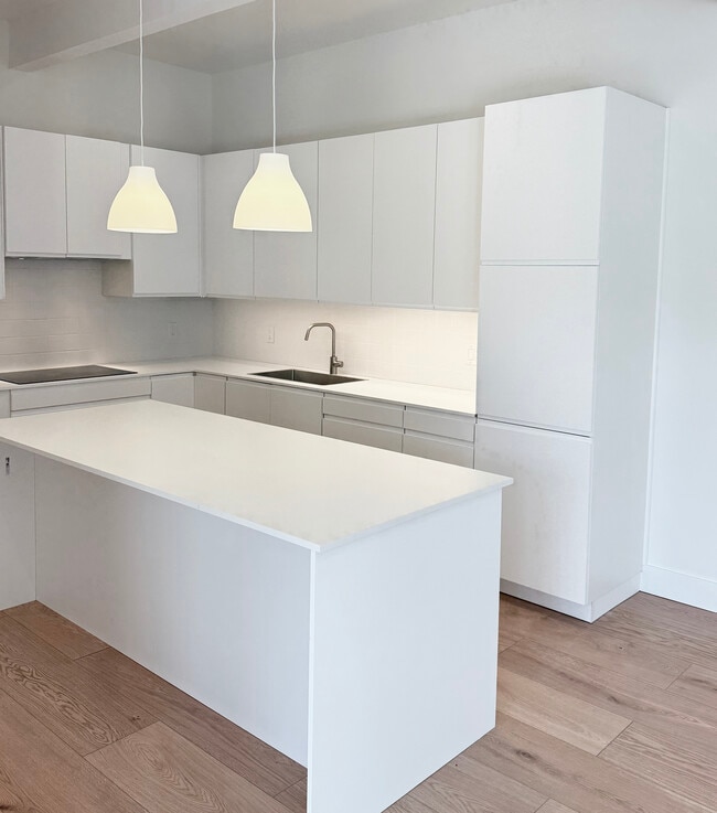 Photo - 3 Side Cut Rd