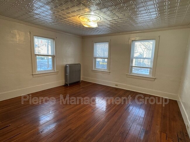 Photo - 120 Elm St Unit 1