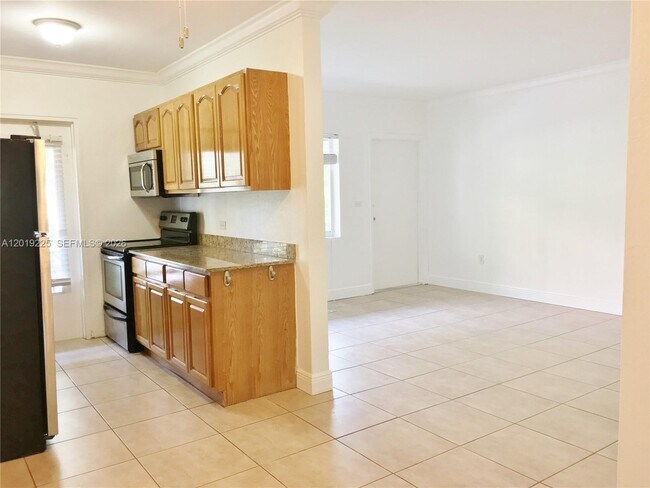 Photo - 95 Edgewater Dr Unit 207