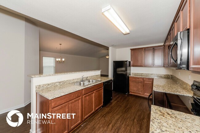 Photo - 2702 Swarm Ct