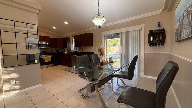 Photo - 3647 SW Ballweg St