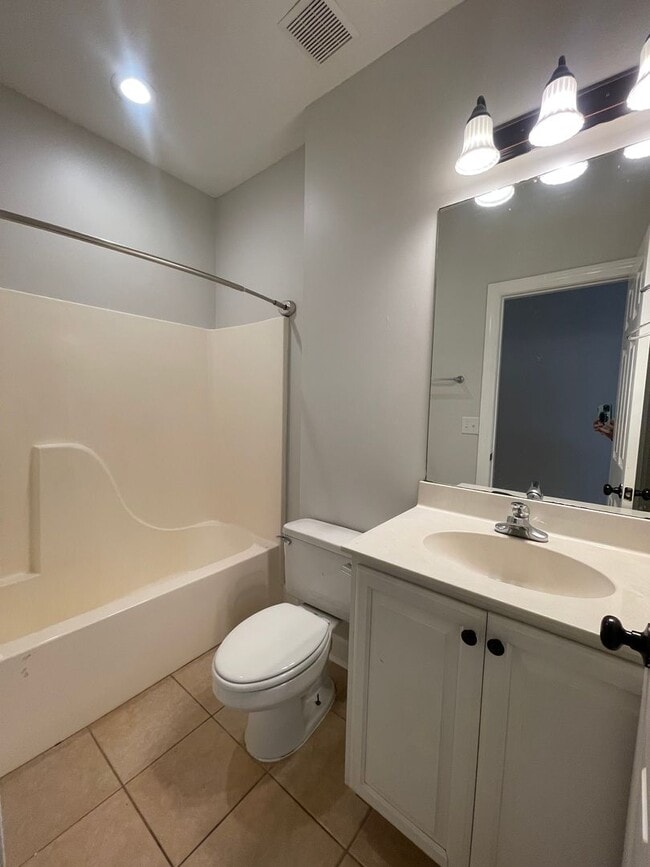 Photo - 259 Millcrest Dr