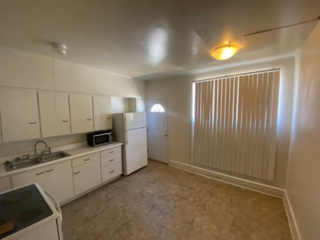 Photo - Adorable 2 Bed, 1 Bath!