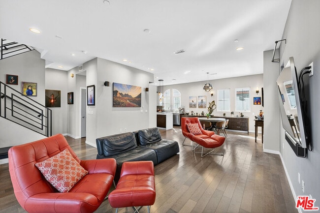 Photo - 5933 W Luna Park