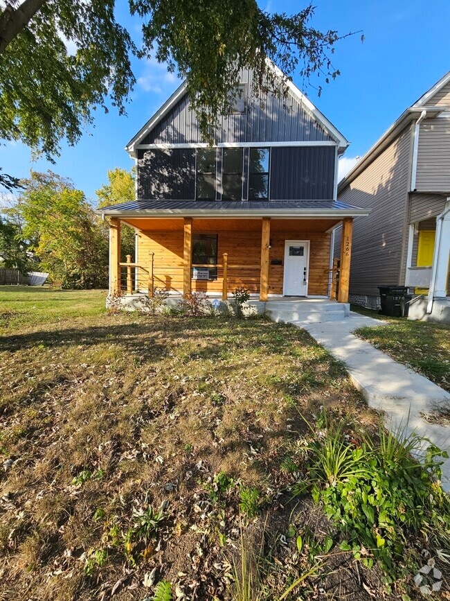 Building Photo - 1266 Atcheson St Rental