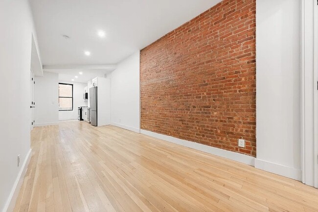 Photo - 425 Amsterdam Ave Unit 2SA