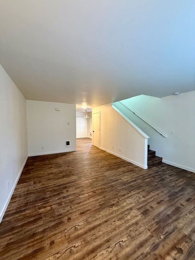 Photo - 1290 NW Knoxville Blvd Unit C