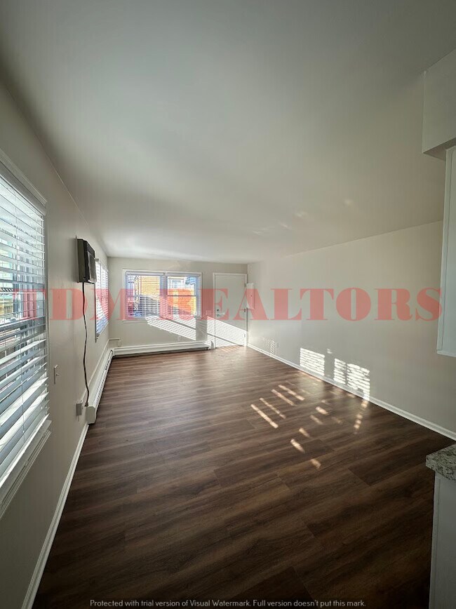 Photo - 302 E Clinton St Unidad 302 E Clinton #4