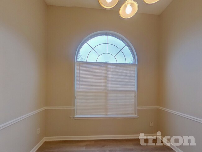 Photo - 5515 Sapphire Cir