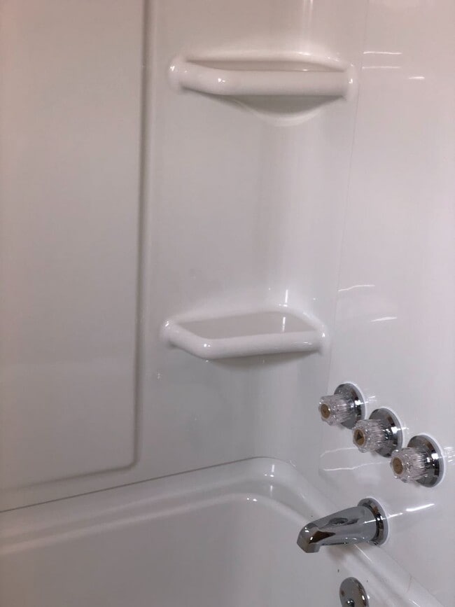 Photo - 307 J Waldo Way