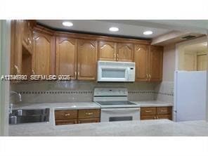 Photo - 9301 SW 92nd Ave Unit A211