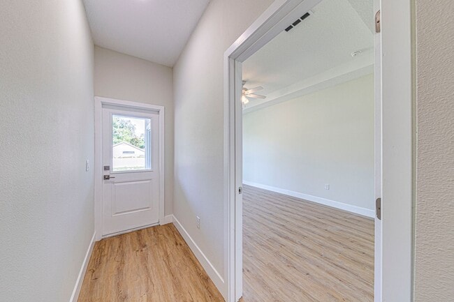 Photo - 231 N Pine Ave