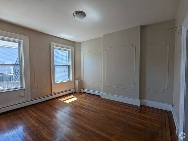 Building Photo - 403 Washington St Unit # 2 Rental