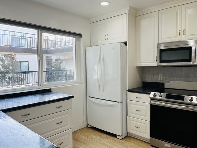 Photo - 3525 Lebon Dr Unidad 219