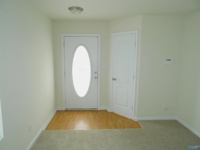 Photo - 130 Lockport Dr
