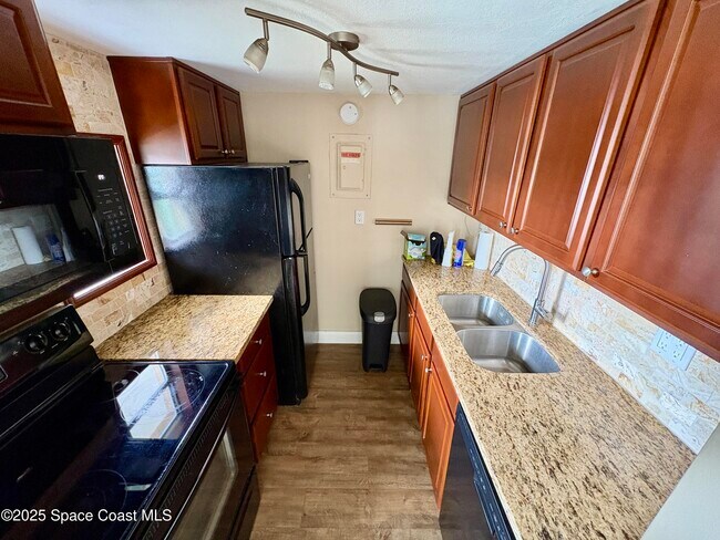 Photo - 801 S Brevard Ave Unidad K