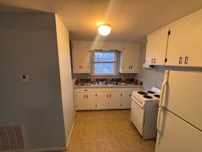 Photo - 124 39th Ave N Unit 2