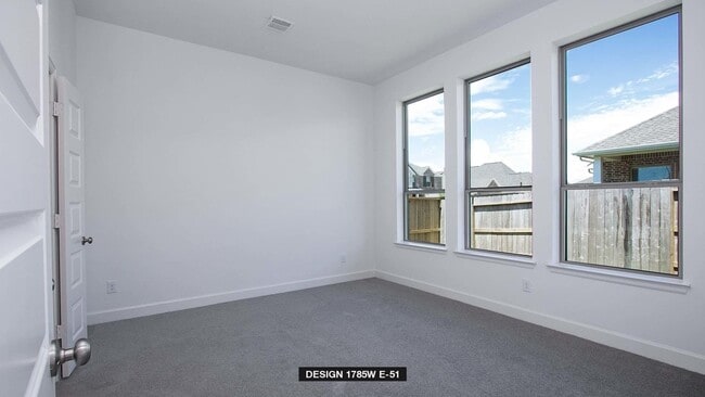 Photo - 1354 Lakeside Crk Rd