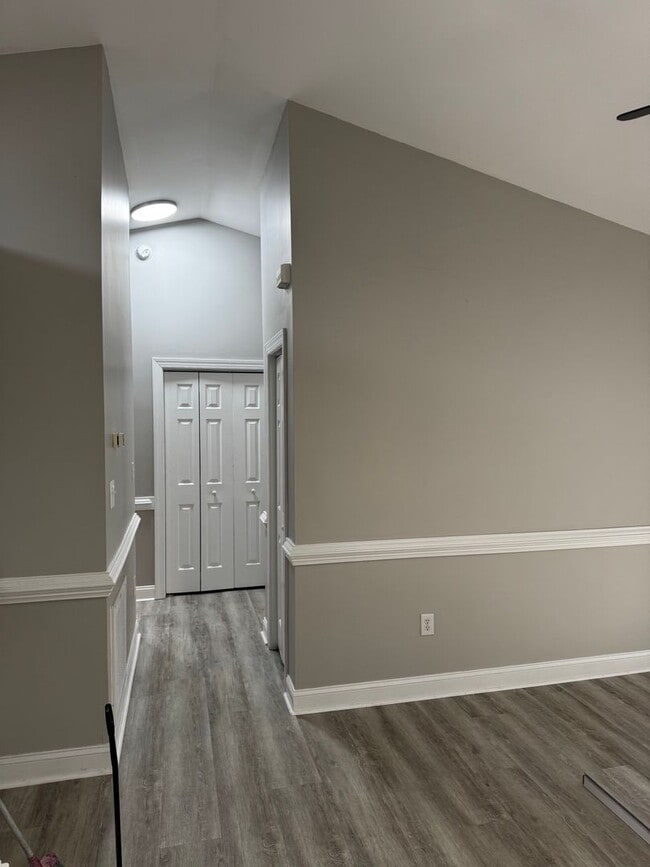 Photo - REDBUD TOWNHOUSES Unit 120 Hester