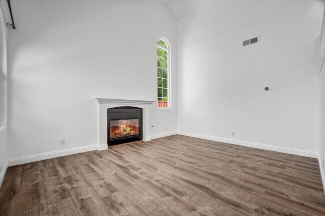 Photo - 331 Ogle St