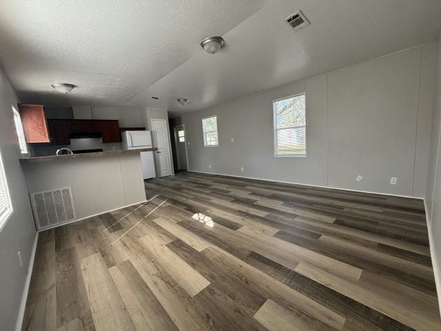 Photo - 4829 Wilkinson Way