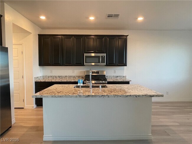 Photo - 6734 Chargehand Ave